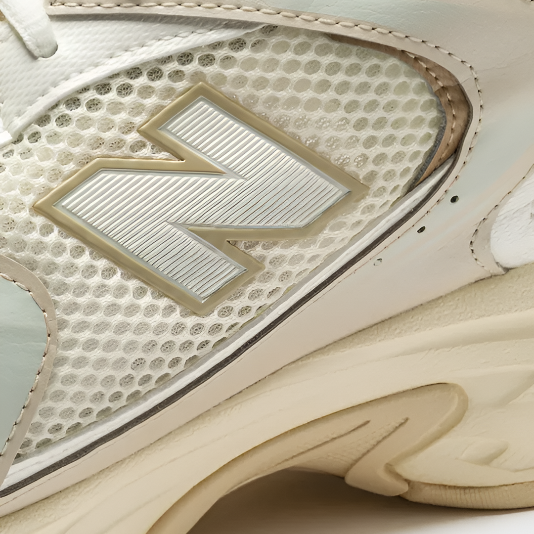 New Balance 530